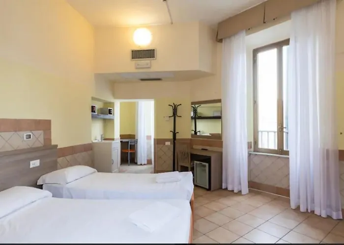 Alex 3* Roma